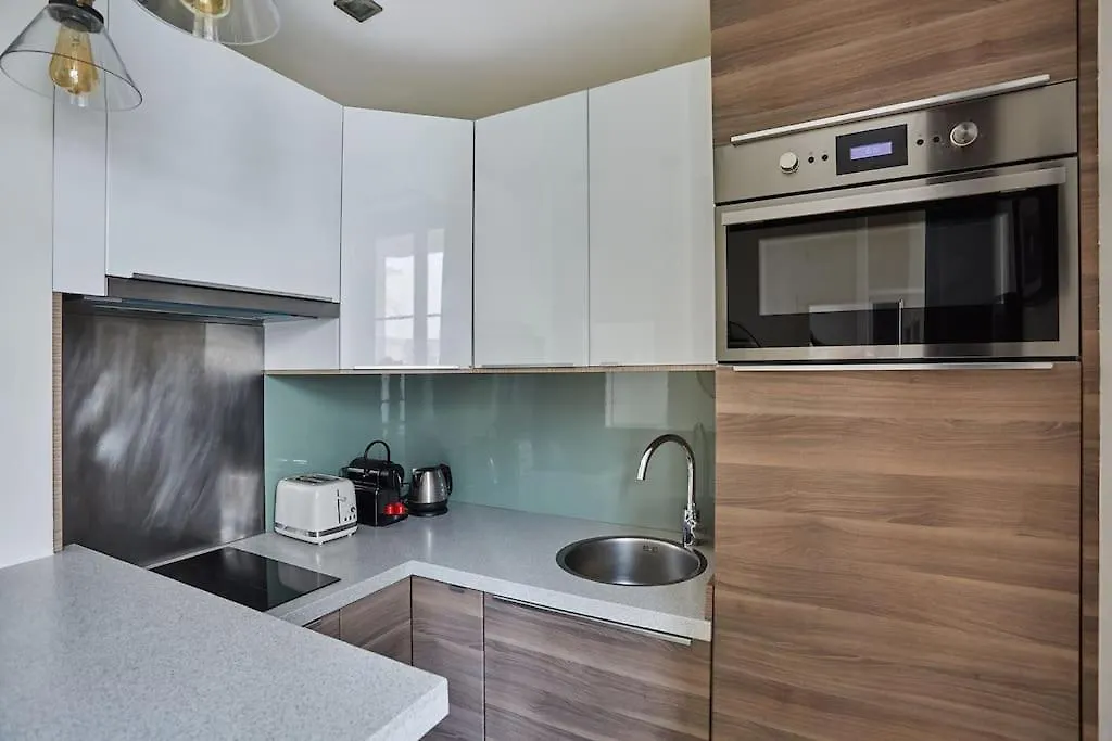 Apartment Rent A - Alma
